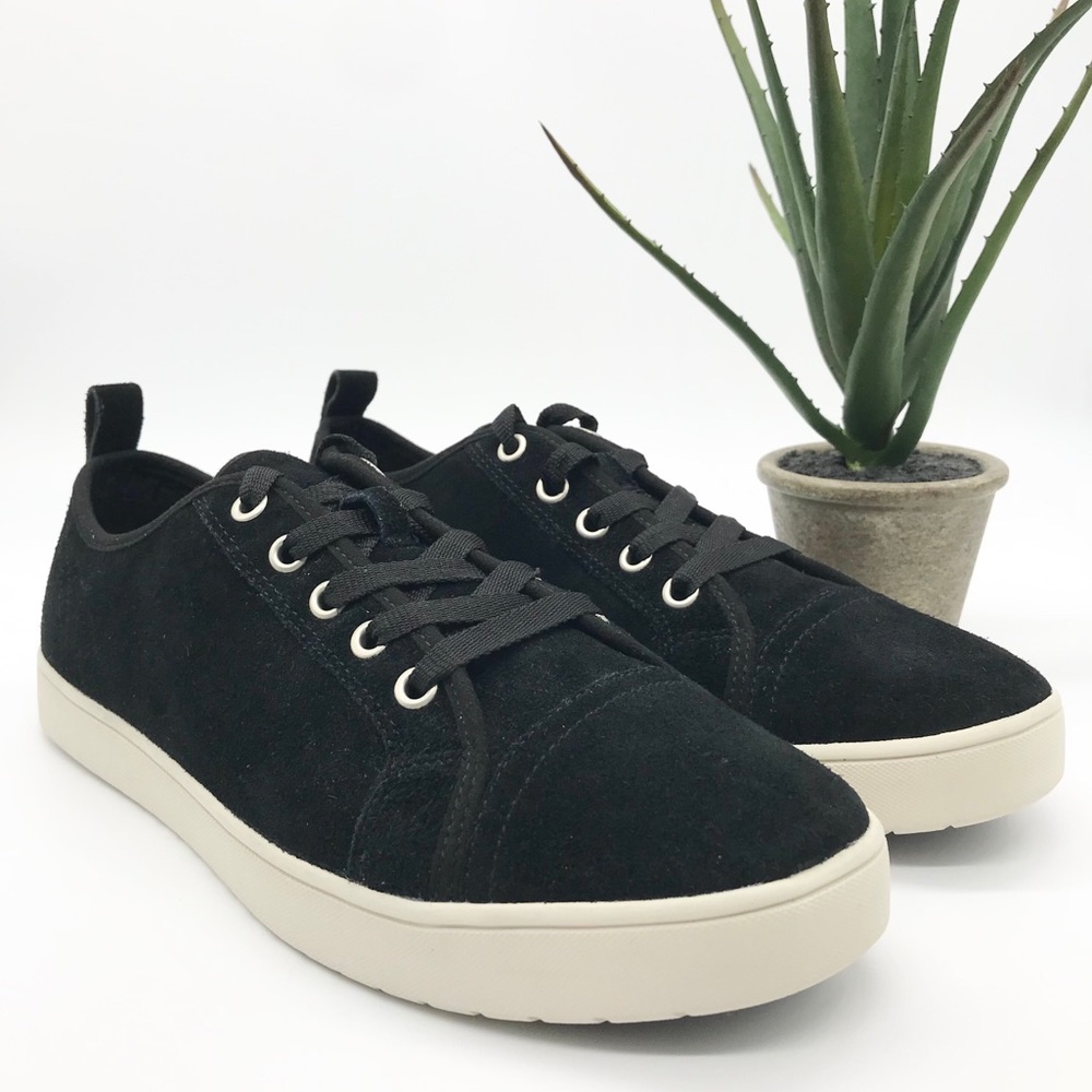 UGG Koolaburra Kellen Lace Suede Black Sneakers 11